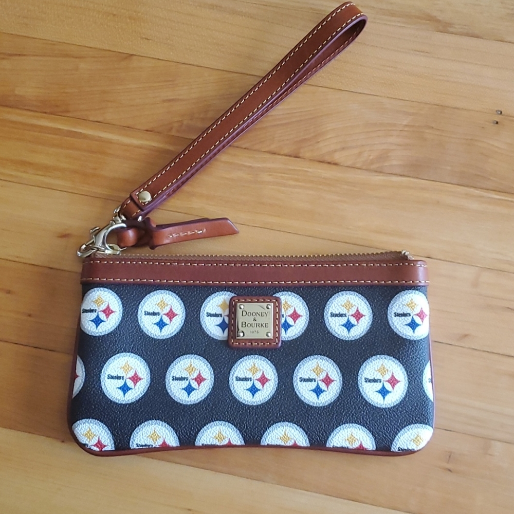Dooney & Bourke Steelers wristlet wallet